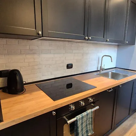 15 Apartment *
