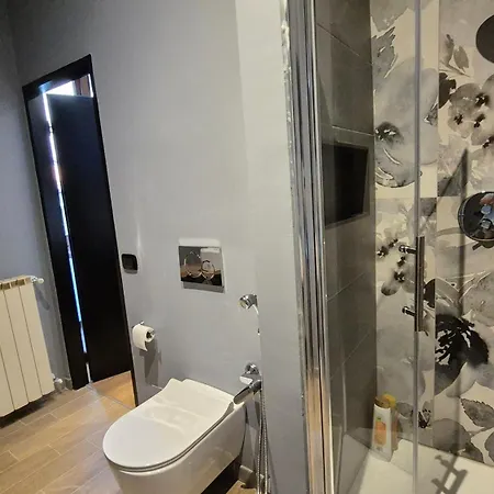 15 Apartment *