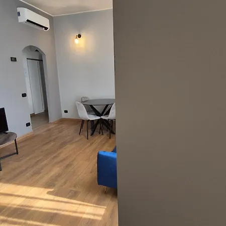 דירה 15